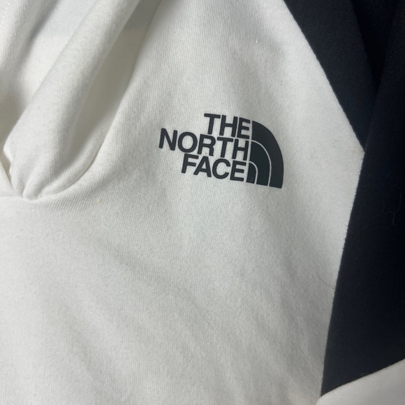 The North Face Women's Black White Colorblock Kangaroo Pocket Hooded Sweatshirt - Picture 4 of 10